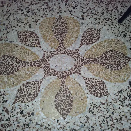 La Casa Al Mare Apartment *